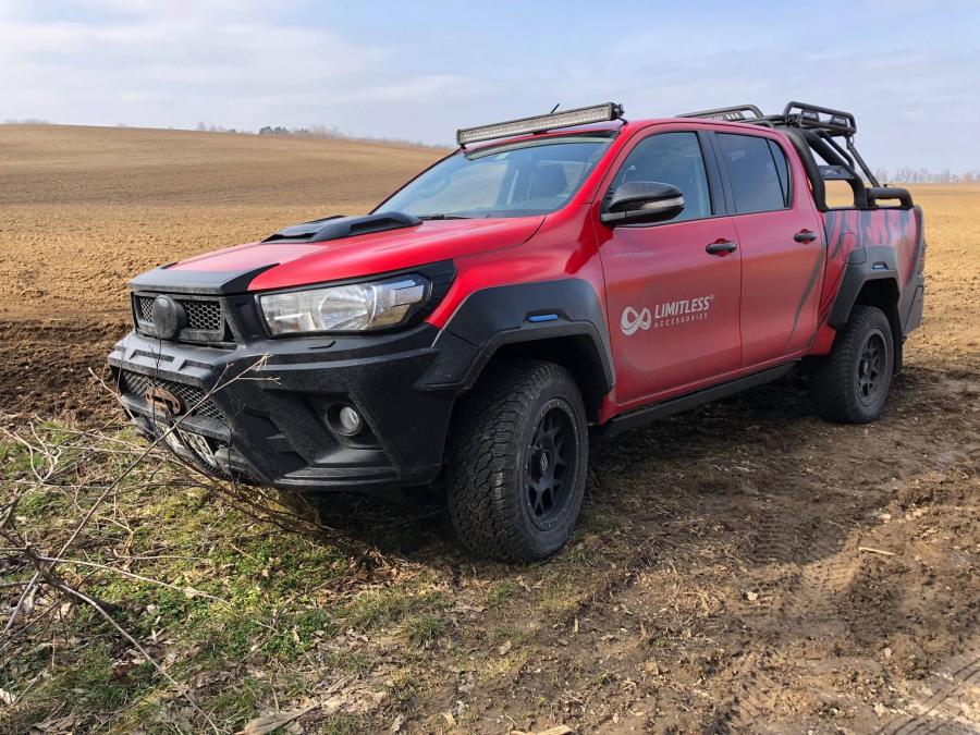  Toyota Hilux Challenger Xtra Cab Limited Edition by Carlex Design 2019 года  (фото 1 из 6)